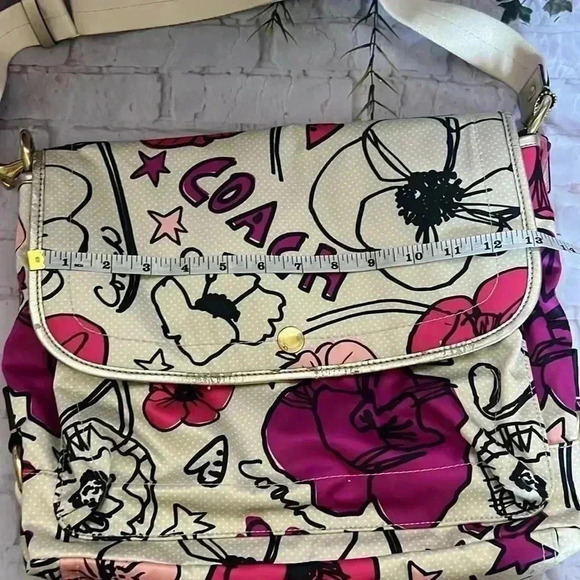 Coach Kyra poppy Pink floral graffiti crossbody messenger bag - Picture 10 of 13